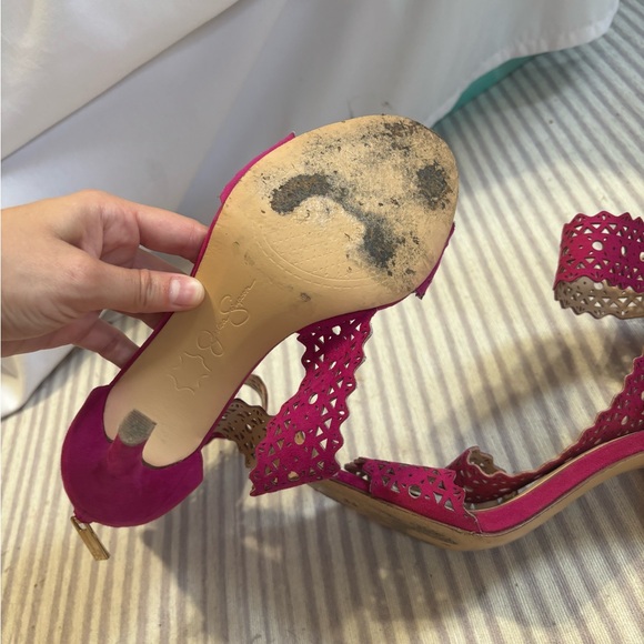 Jessica Simpson pinkish purple heels - Picture 6 of 9